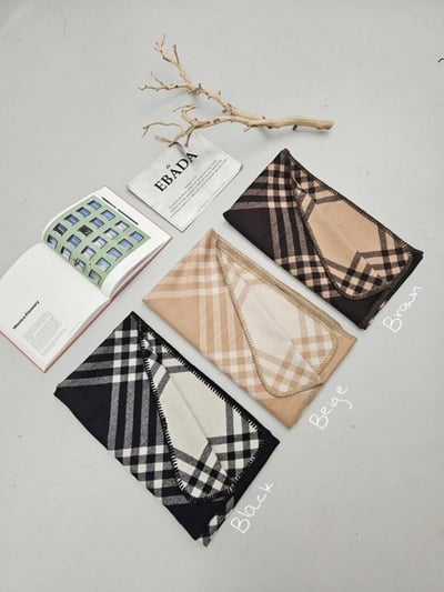 正韓EBA高級感格紋百搭圍巾8